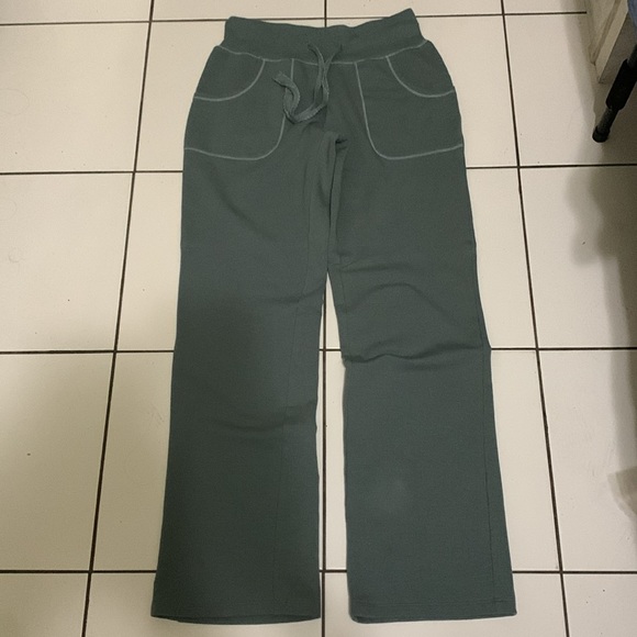 Sage Green track set - Picture 5 of 8